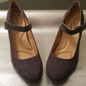 Payless - Dexflex Comfort Shoes